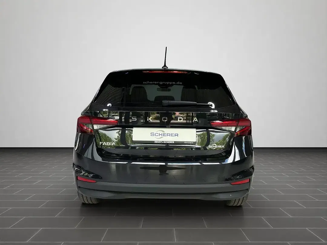 Skoda Fabia - Thumbnail 6
