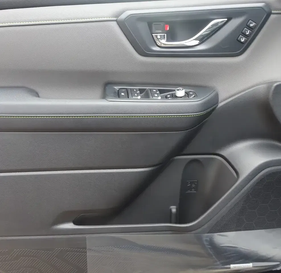 Subaru Forester - Thumbnail 10