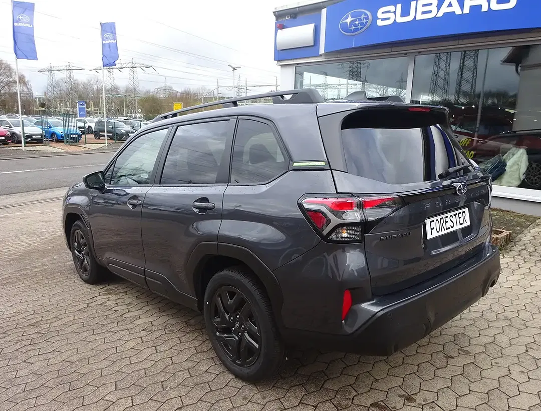 Subaru Forester - Thumbnail 4