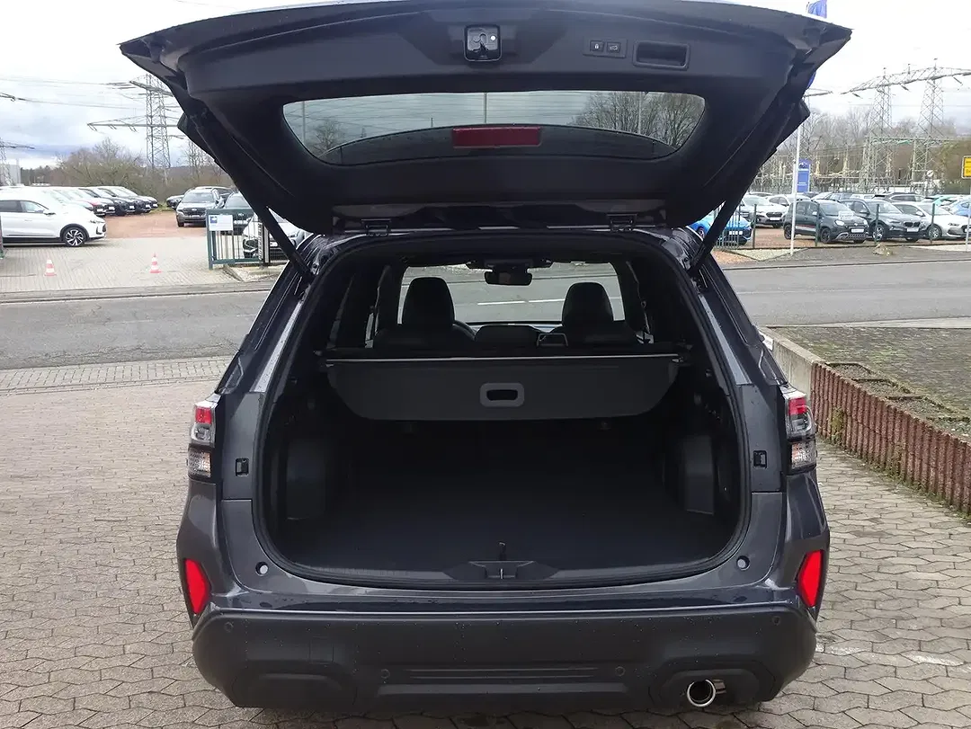 Subaru Forester - Thumbnail 9