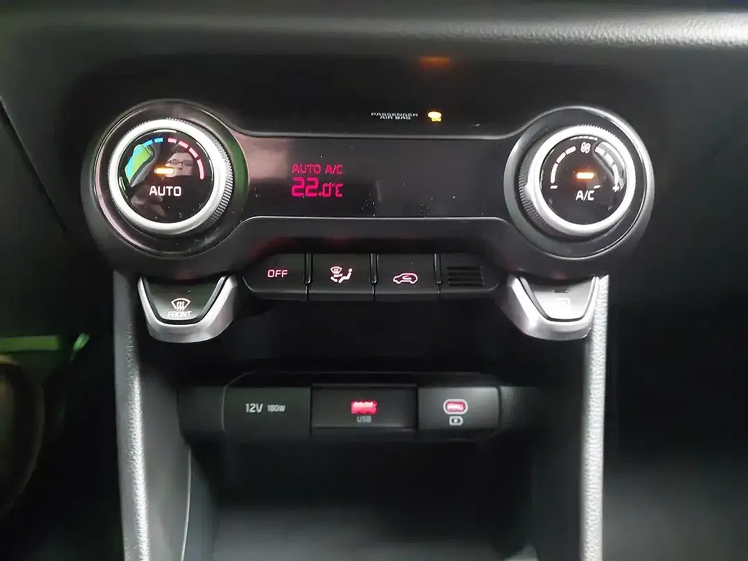 Kia Picanto - Thumbnail 11