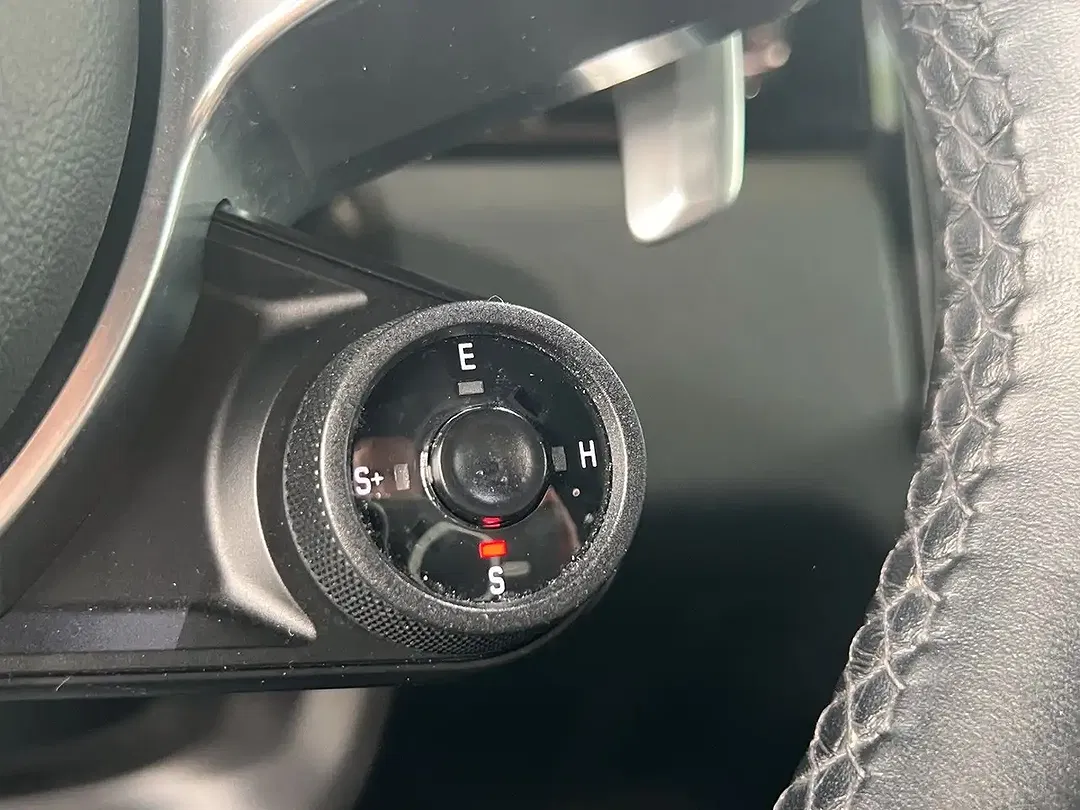 Porsche Cayenne - Thumbnail 15