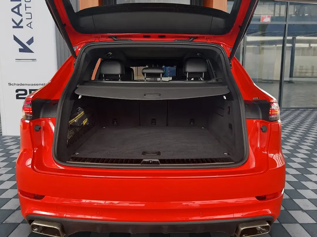 Porsche Cayenne - Thumbnail 21