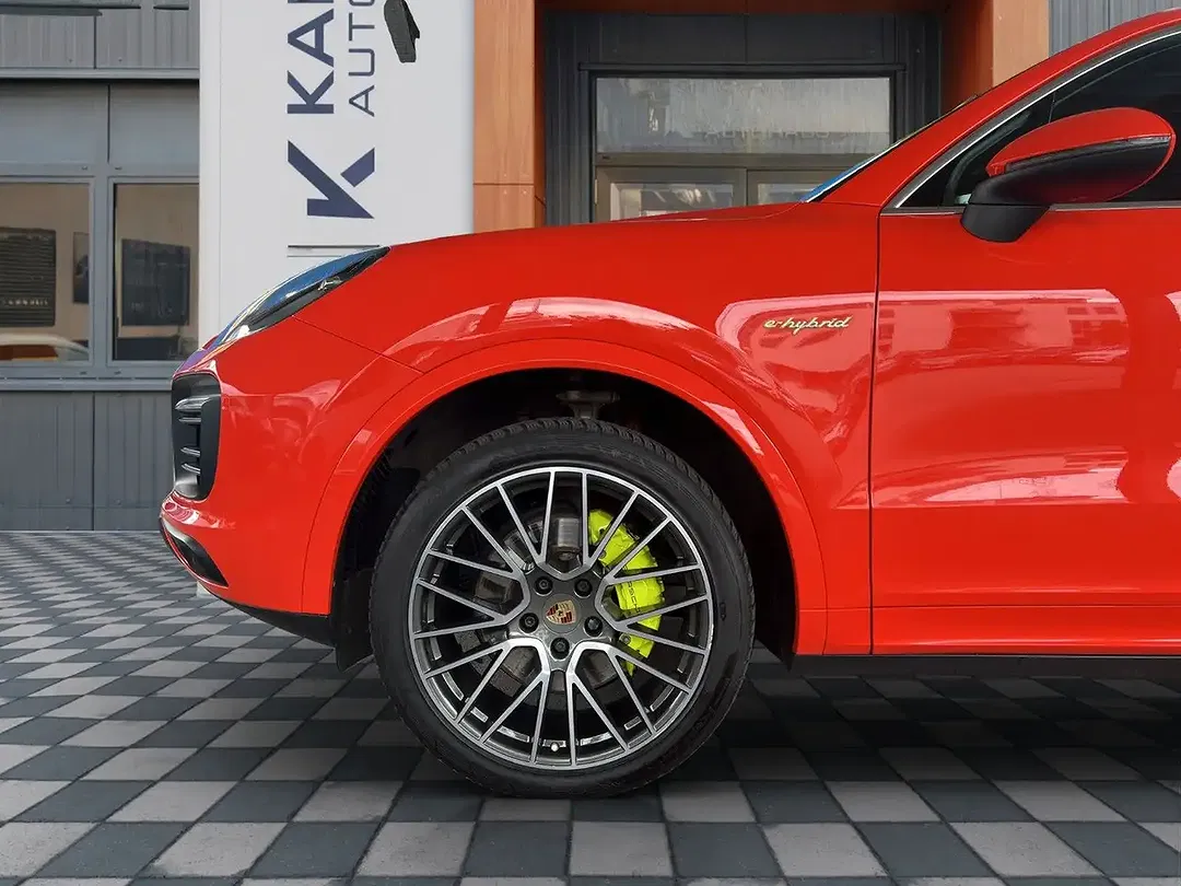 Porsche Cayenne - Thumbnail 27