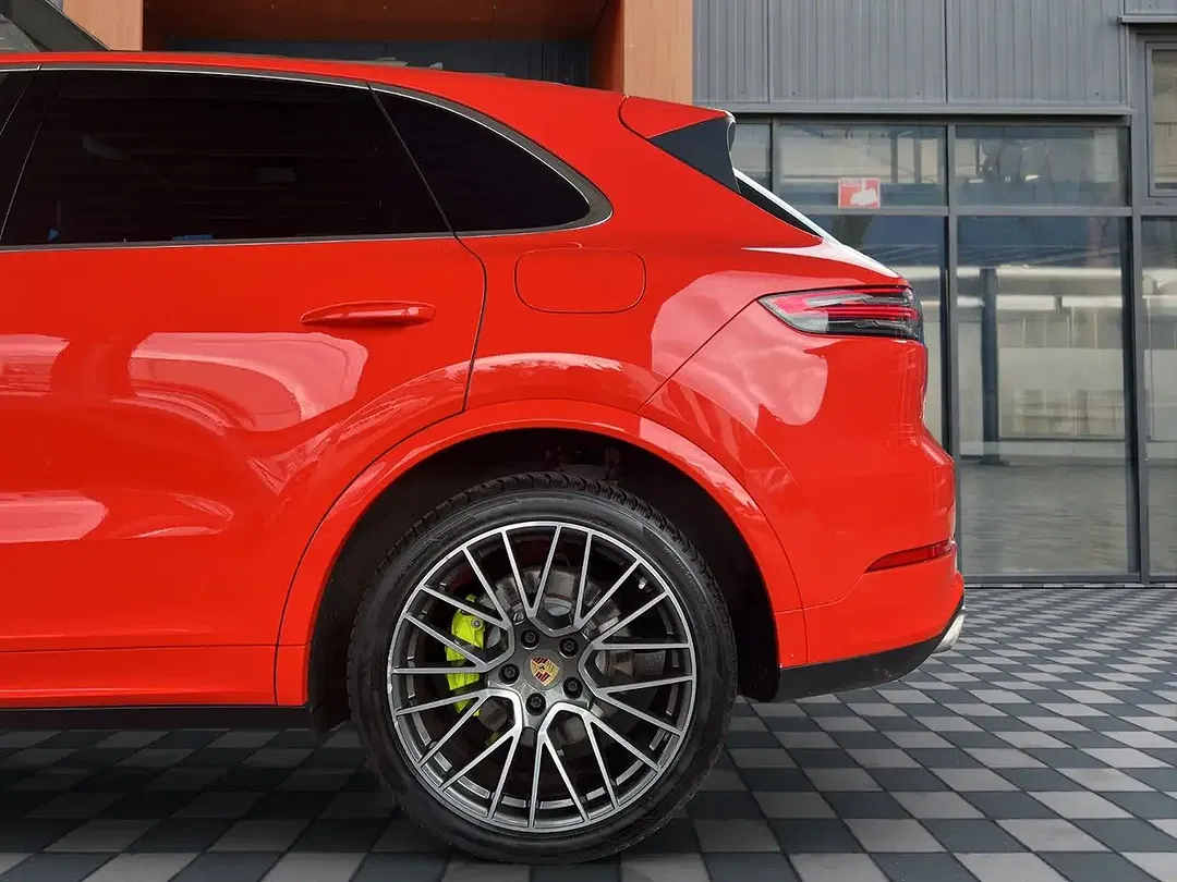 Porsche Cayenne - Thumbnail 29