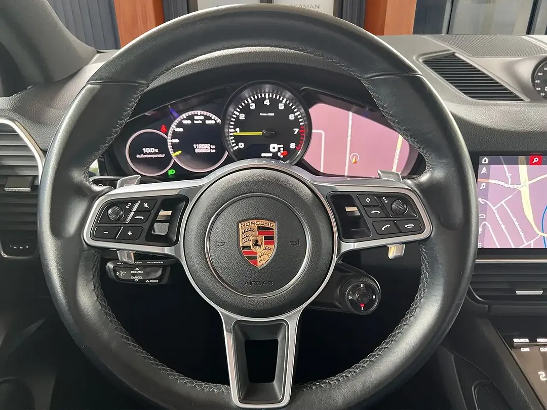 Porsche Cayenne - Thumbnail 9