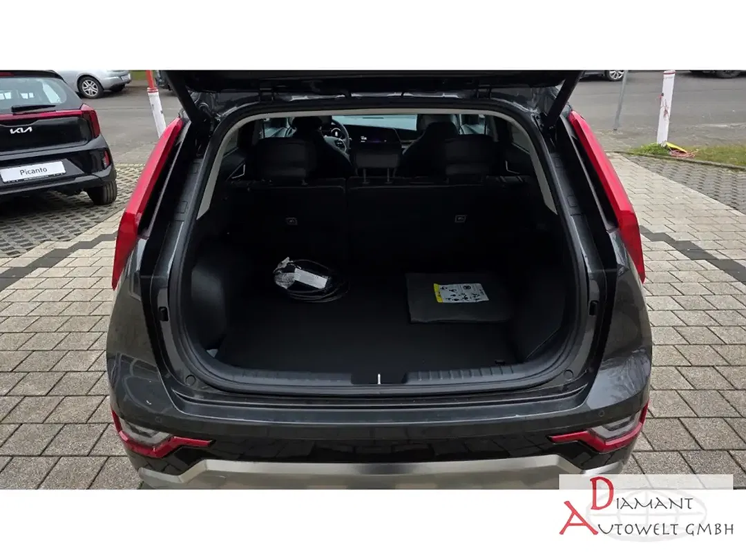 Kia Niro - Thumbnail 11