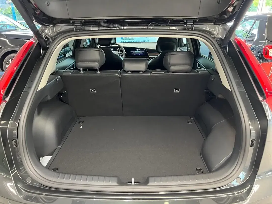 Kia Niro - Thumbnail 12