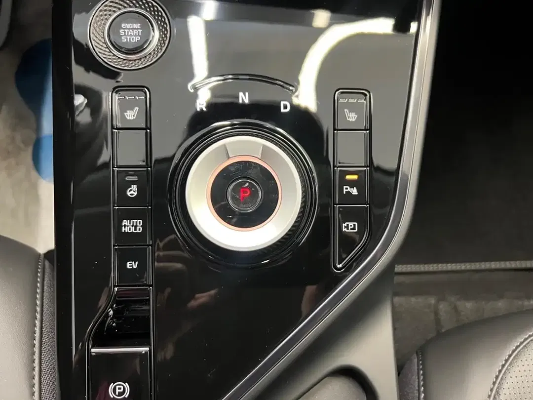 Kia Niro - Thumbnail 13
