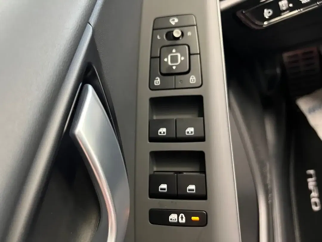 Kia Niro - Thumbnail 14