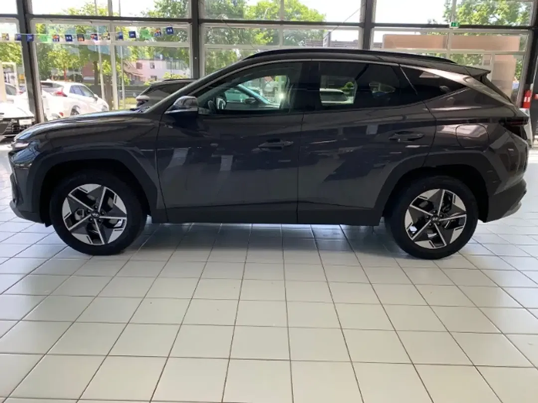 Hyundai TUCSON - Thumbnail 5
