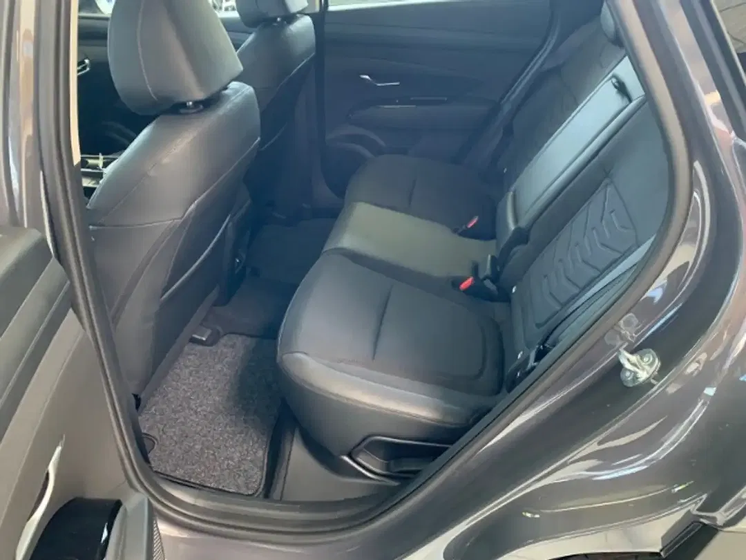 Hyundai TUCSON - Thumbnail 9