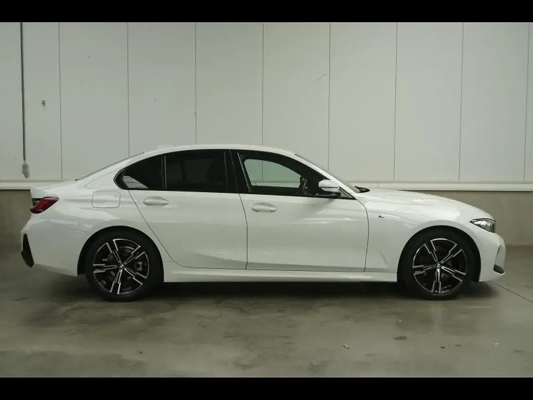BMW 318 - Thumbnail 3