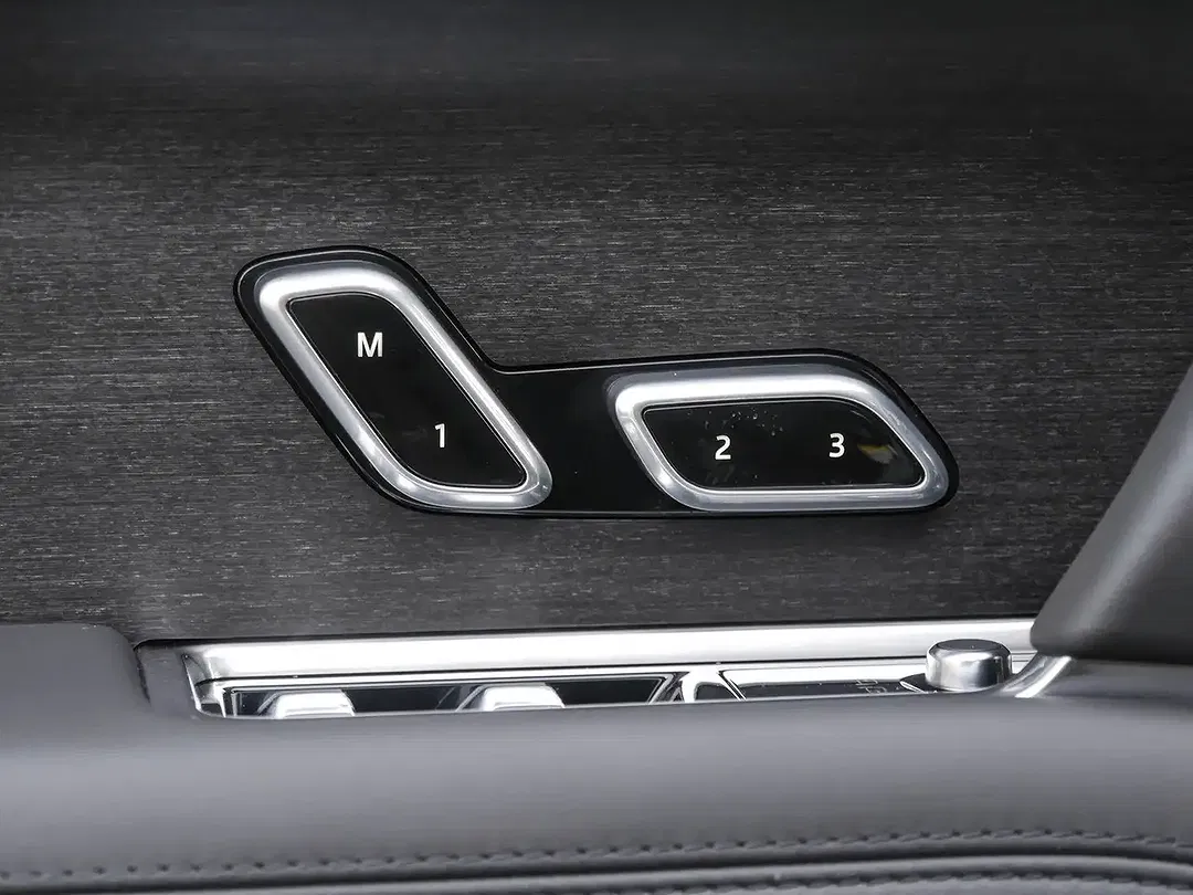 Land Rover Range Rover - Thumbnail 12