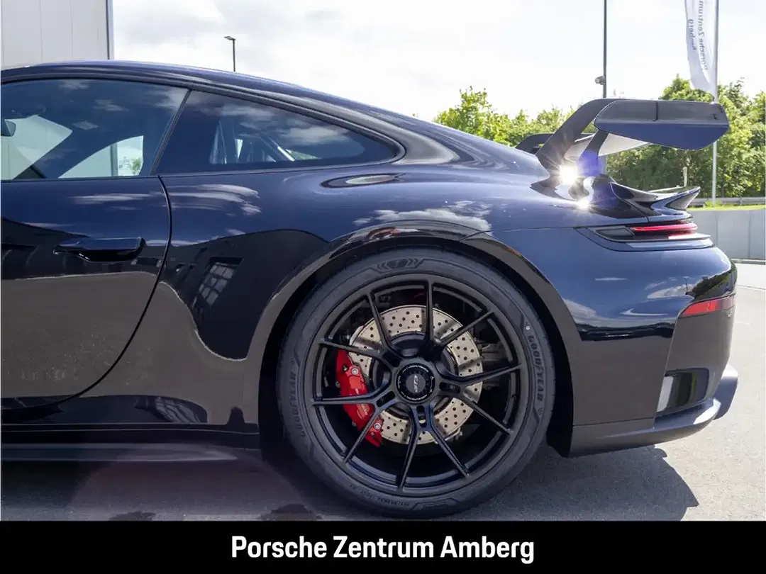 Porsche 992 - Thumbnail 13