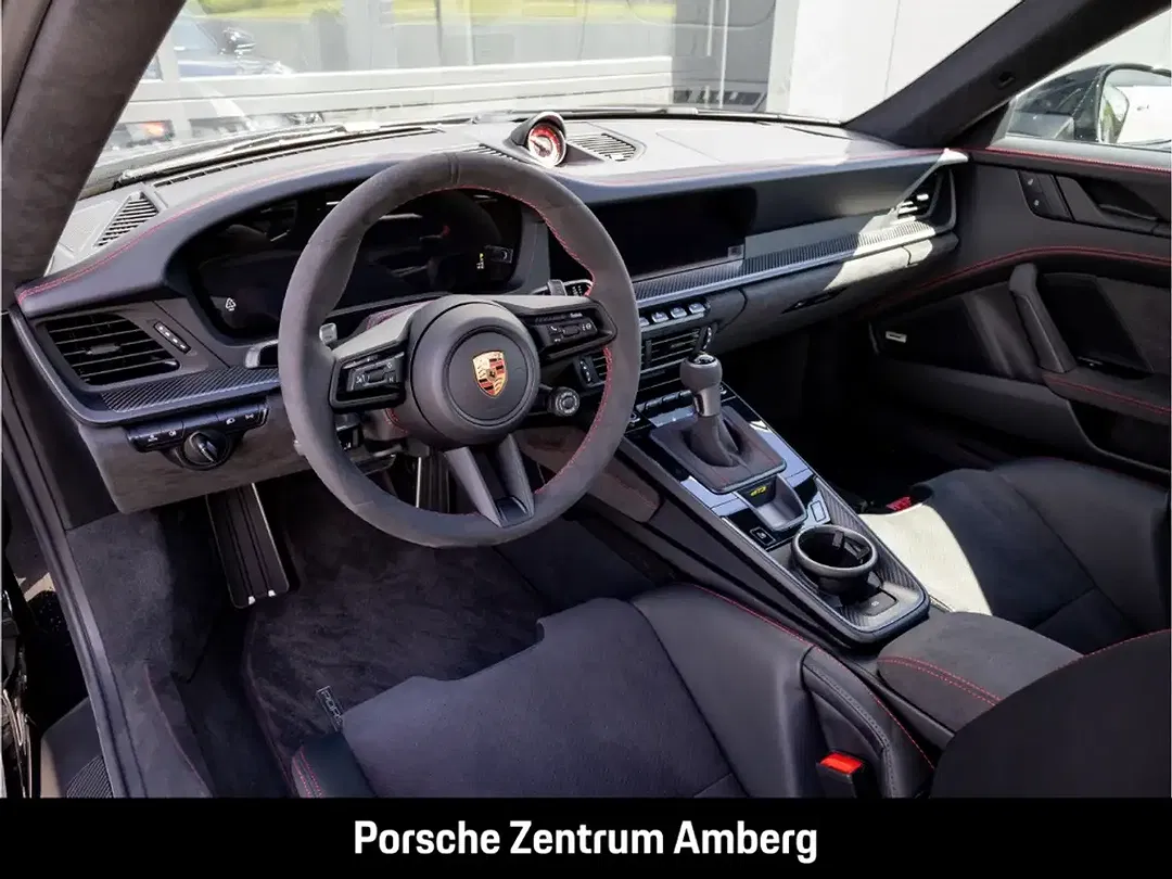 Porsche 992 - Thumbnail 14