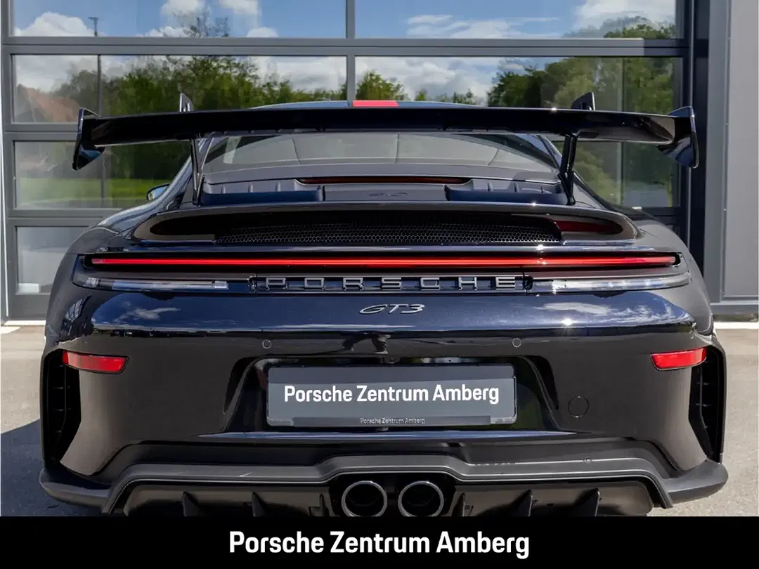 Porsche 992 - Thumbnail 4