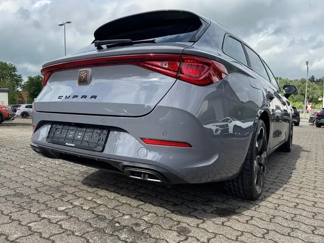 CUPRA Leon - Thumbnail 12