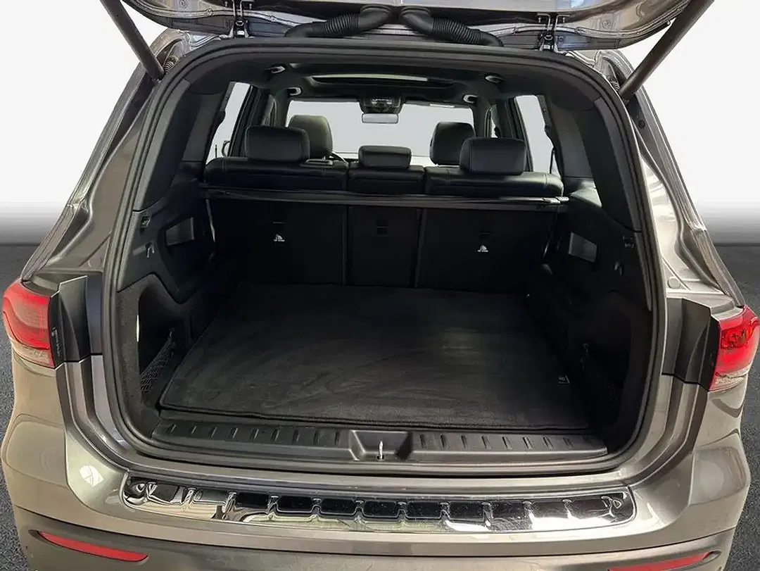 Mercedes-Benz EQB 300 - Thumbnail 8