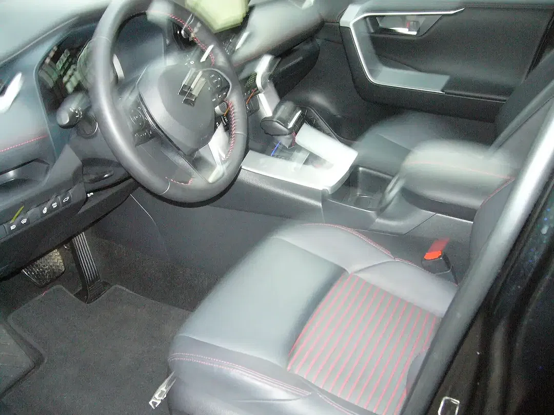 Suzuki Across - Thumbnail 11