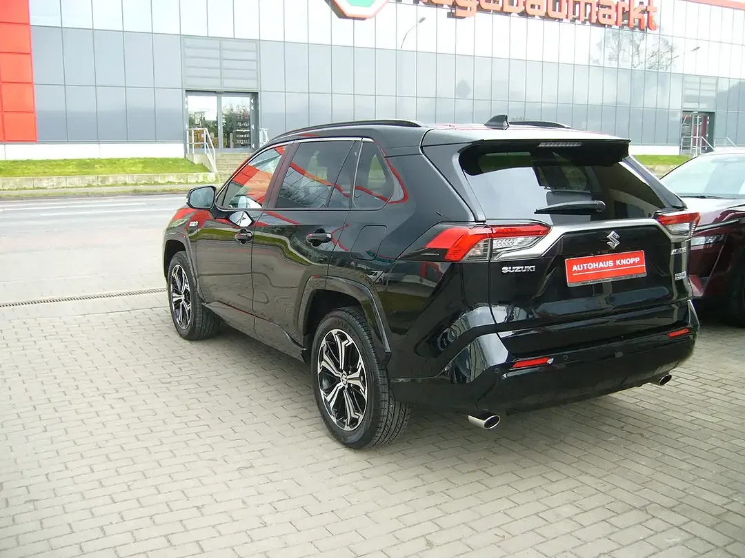 Suzuki Across - Thumbnail 5