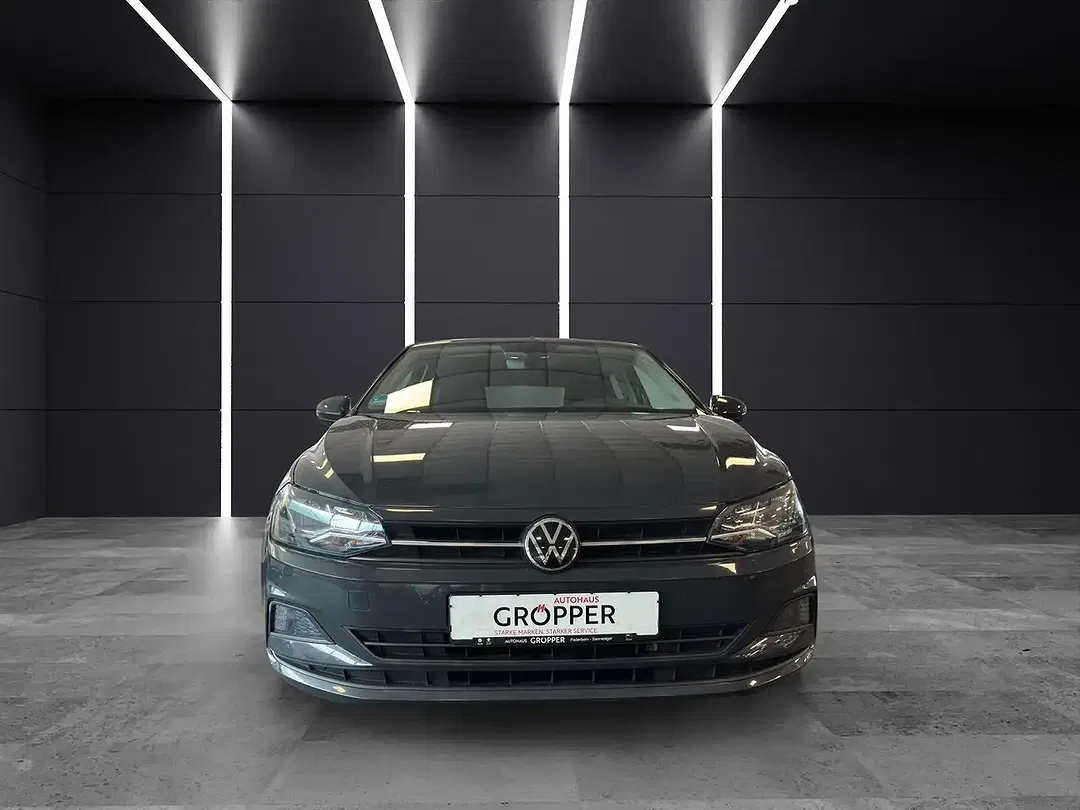 Volkswagen Polo - Thumbnail 2