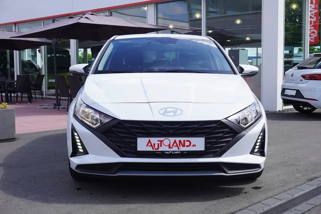 Hyundai i20 - Thumbnail 1
