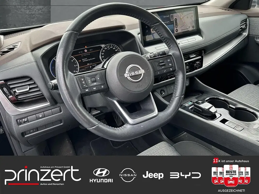 Nissan X-Trail - Thumbnail 3