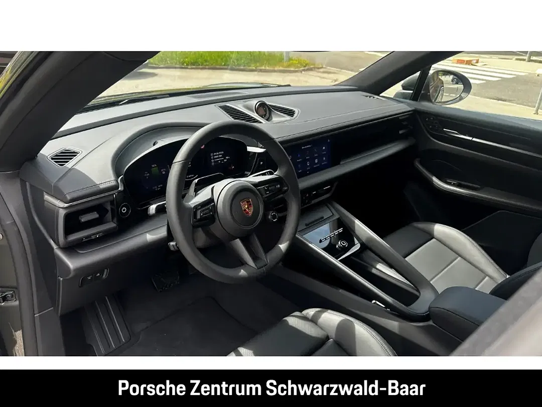 Porsche Macan - Thumbnail 11