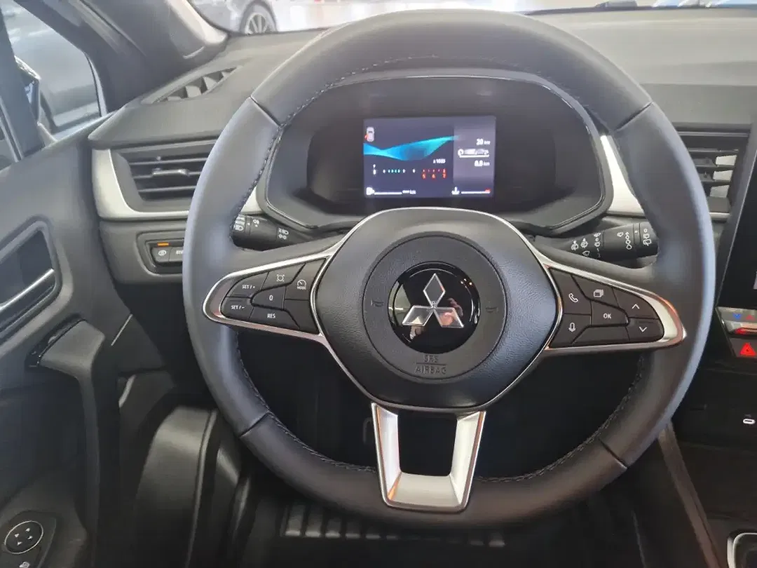 Mitsubishi ASX - Thumbnail 11