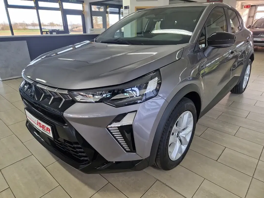 Mitsubishi ASX - Thumbnail 1