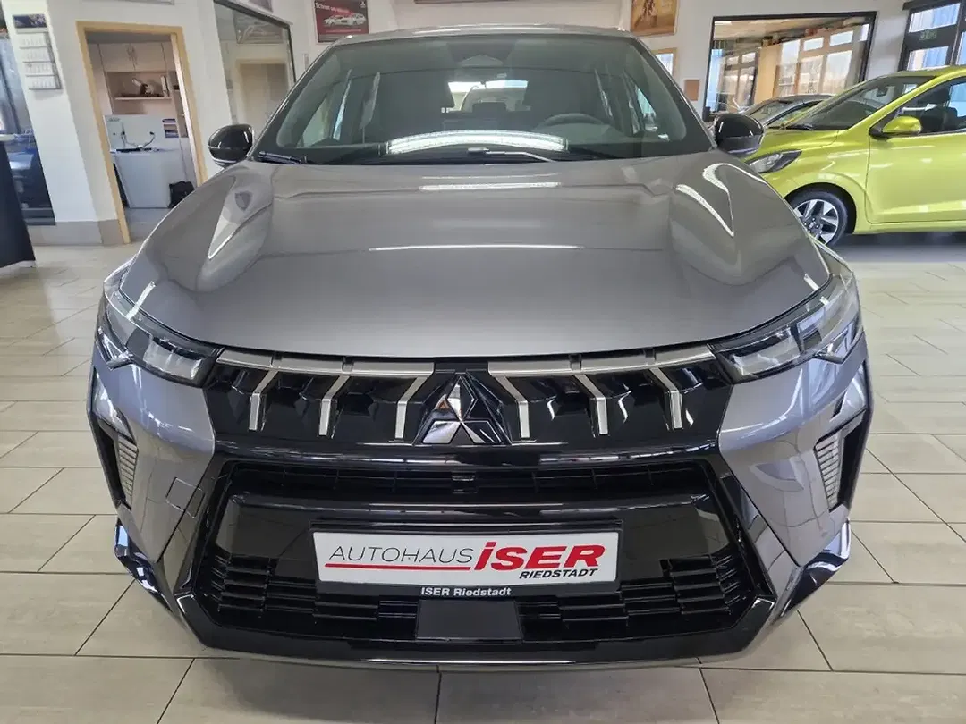 Mitsubishi ASX - Thumbnail 2