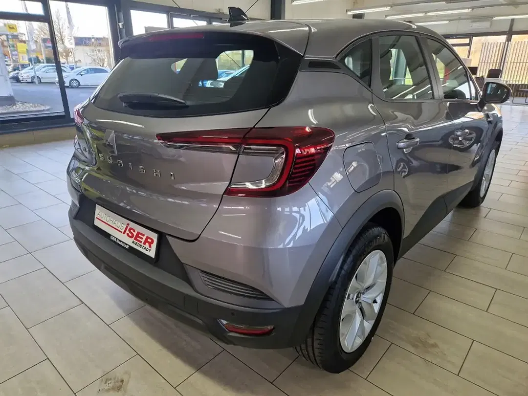 Mitsubishi ASX - Thumbnail 4