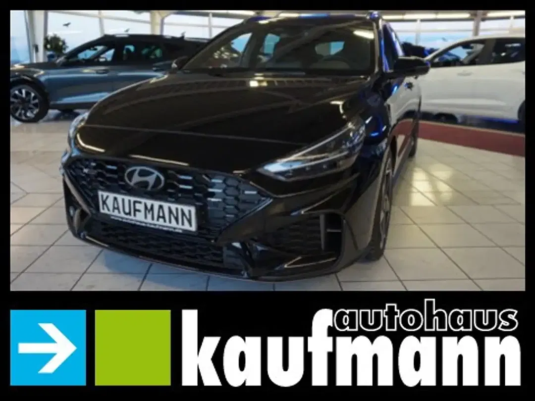 Hyundai i30 - Thumbnail 1