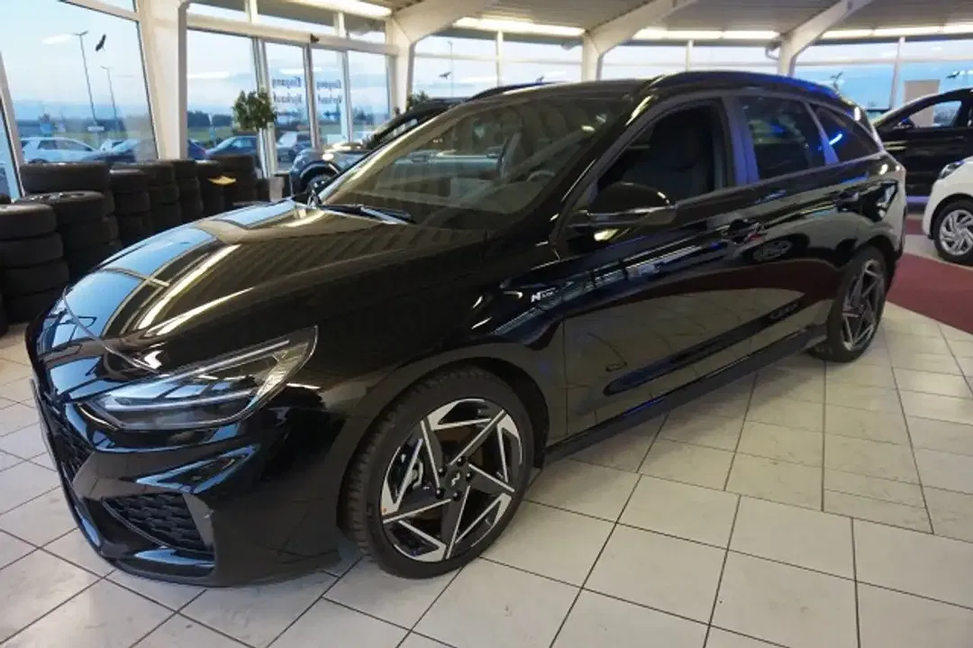 Hyundai i30 - Thumbnail 3
