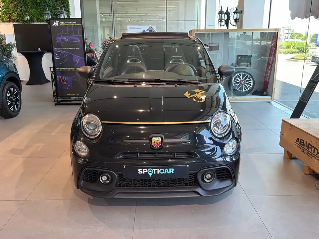 Abarth 595C - Thumbnail 2