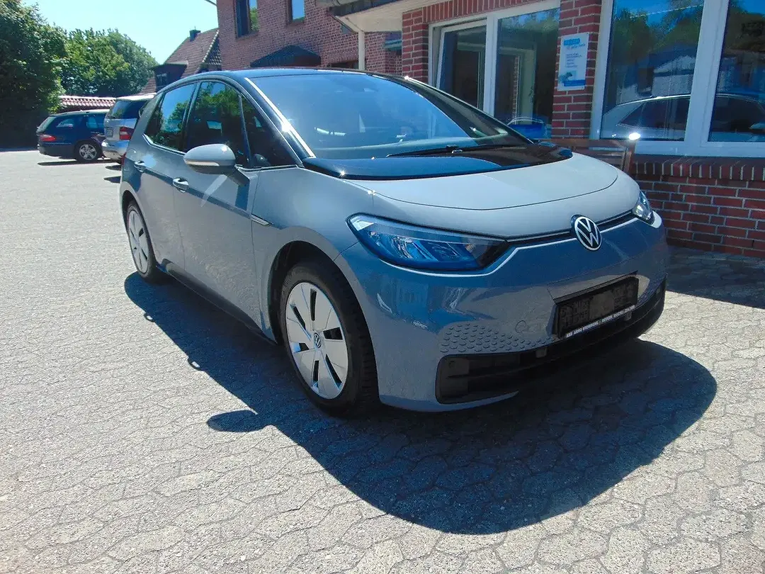 Volkswagen ID.3 - Thumbnail 3