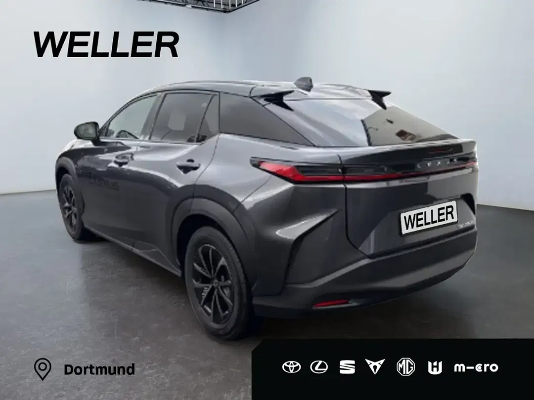 Lexus RZ - Thumbnail 2