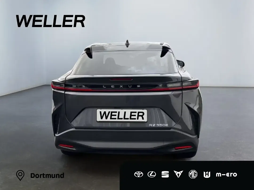 Lexus RZ - Thumbnail 5