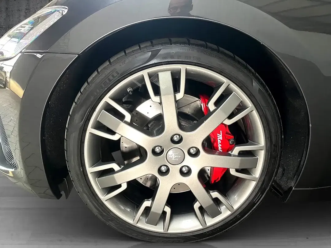 Maserati GranCabrio - Thumbnail 11