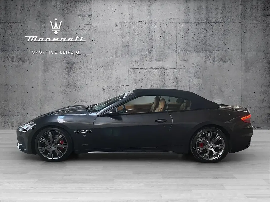 Maserati GranCabrio - Thumbnail 4