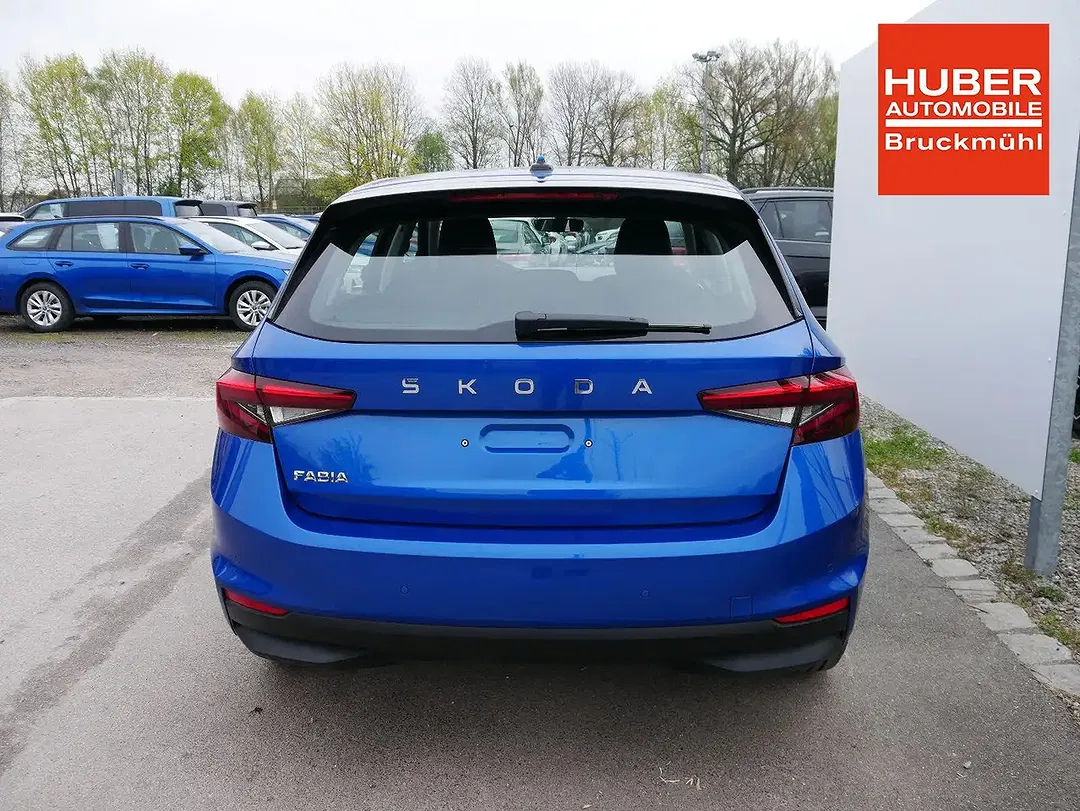 Skoda Fabia - Thumbnail 2