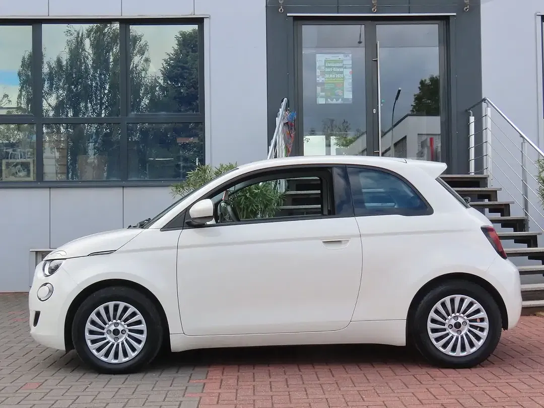 Fiat 500e - Thumbnail 12