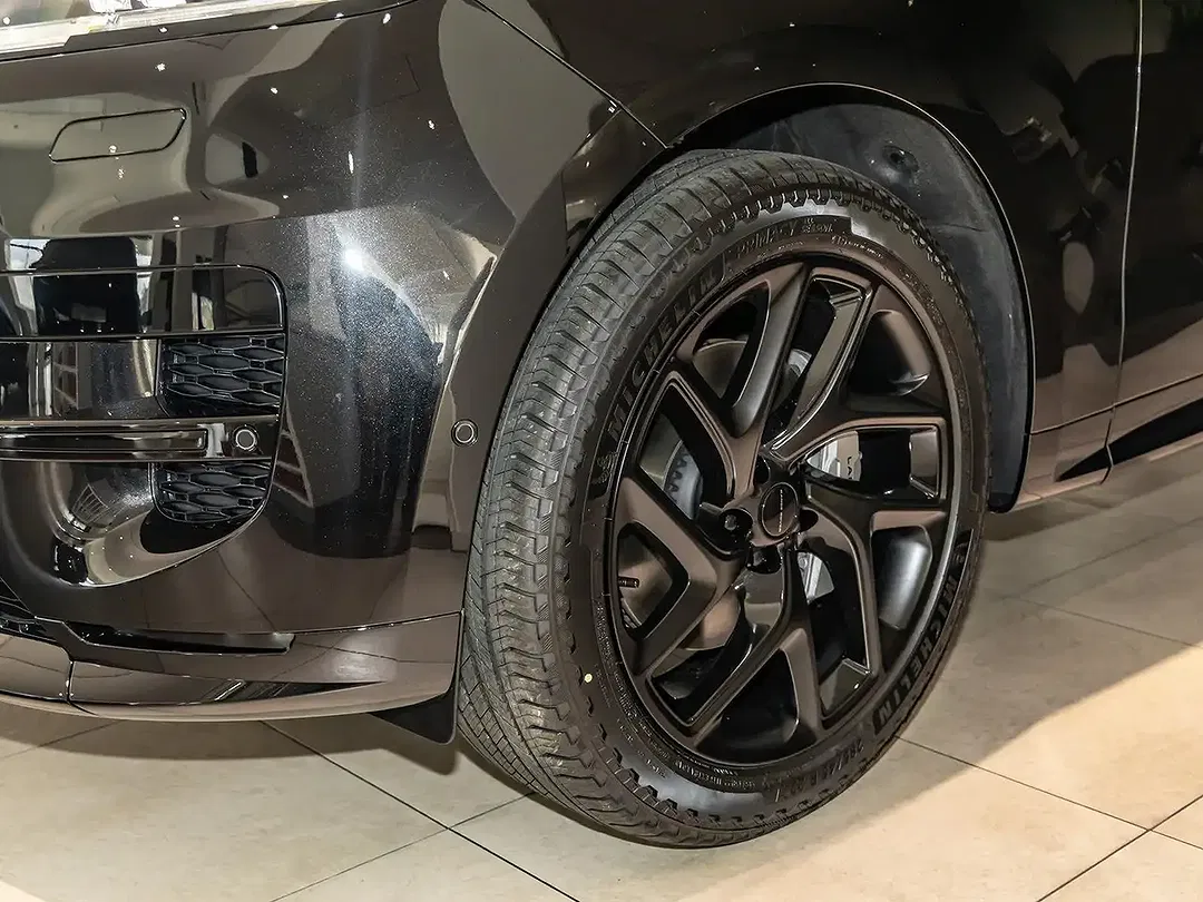 Land Rover Range Rover Sport - Thumbnail 10
