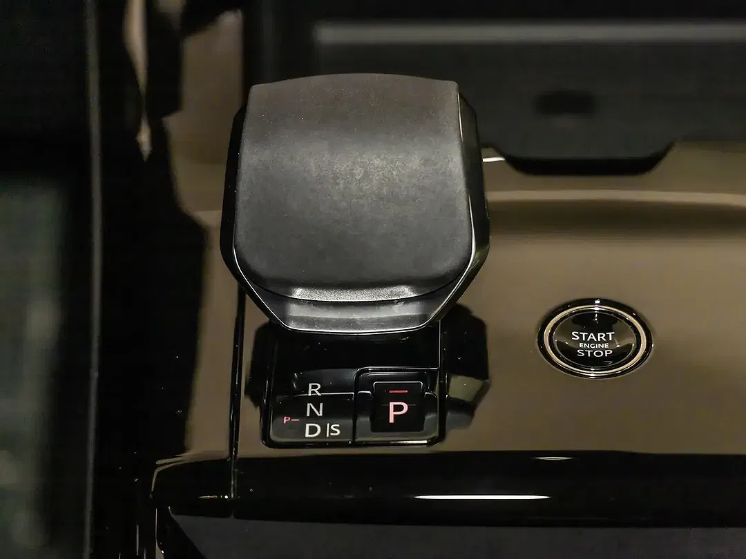 Land Rover Range Rover Sport - Thumbnail 15