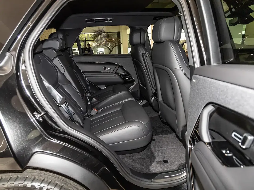 Land Rover Range Rover Sport - Thumbnail 9