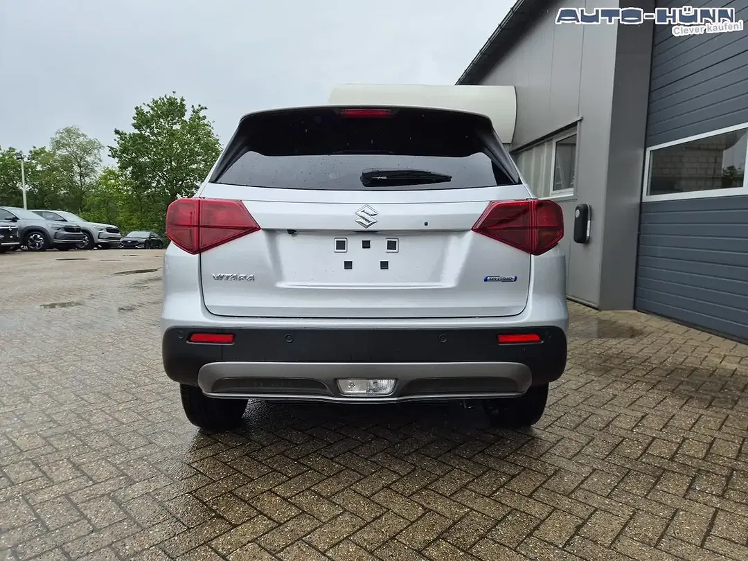 Suzuki Vitara - Thumbnail 4