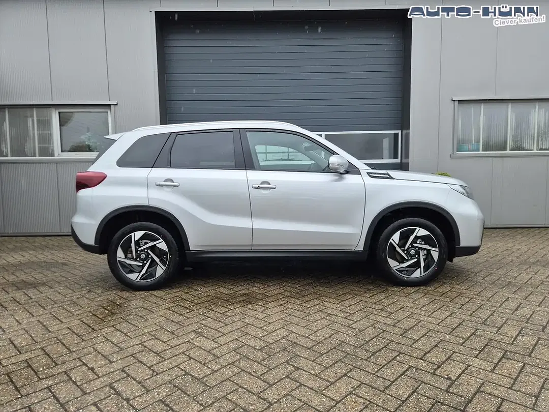 Suzuki Vitara - Thumbnail 6