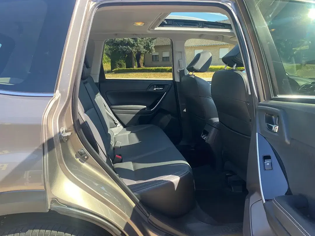 Subaru Forester - Thumbnail 11