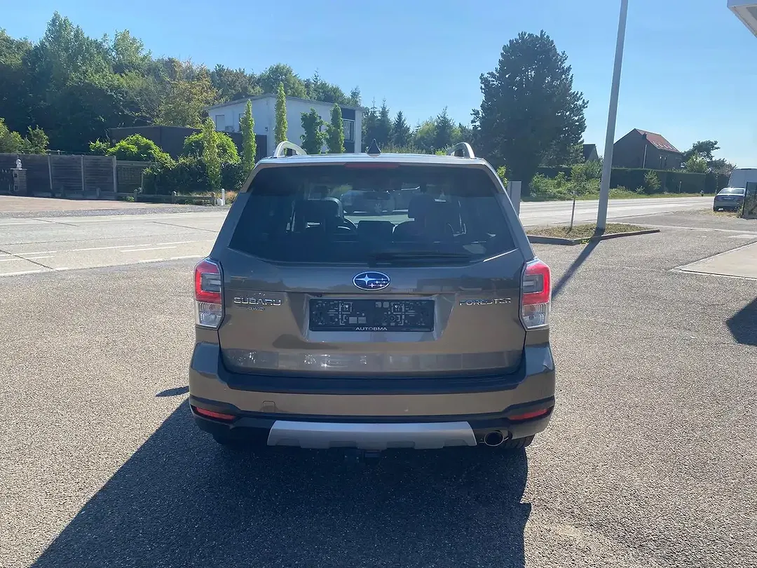 Subaru Forester - Thumbnail 5